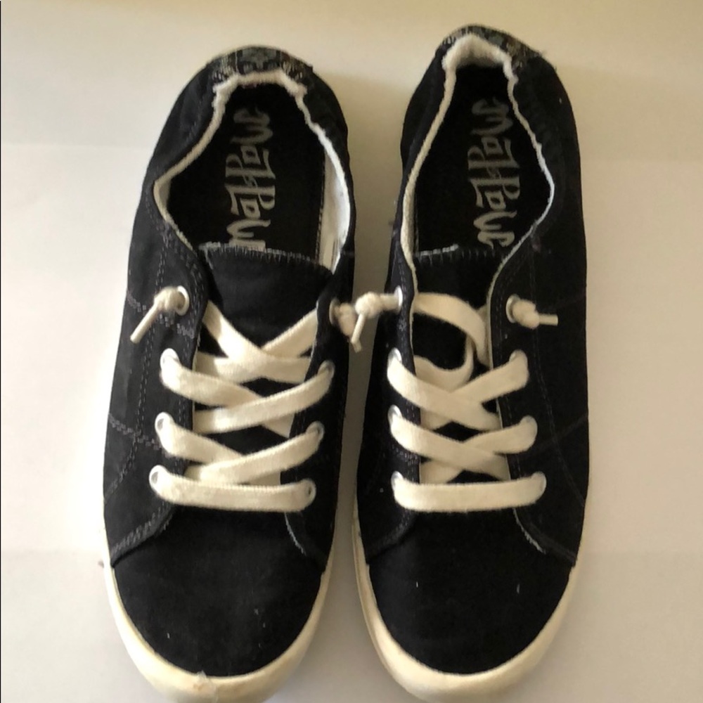 MadLove black shoes size 8